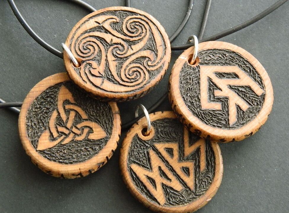 runes pendants for luck